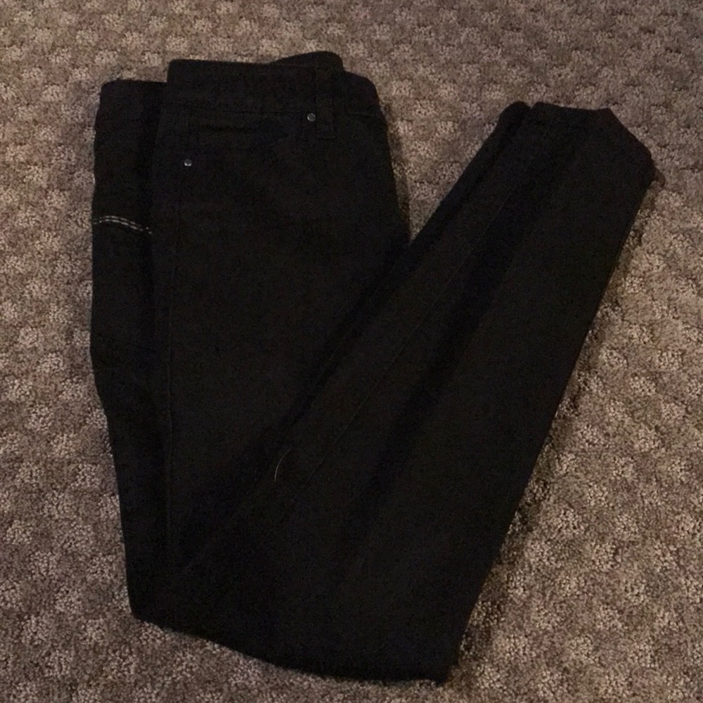 Skinny Black Jeans